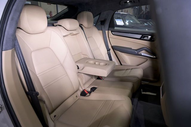 Porsche Cayenne   Turbo S EHybrid 
