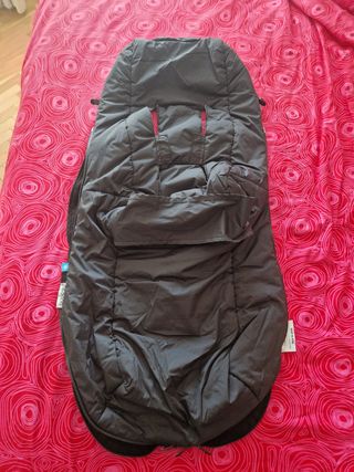 Saco Bugaboo invierno negro