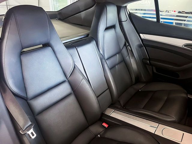 Porsche Panamera   3.0 Diesel 300cv 
