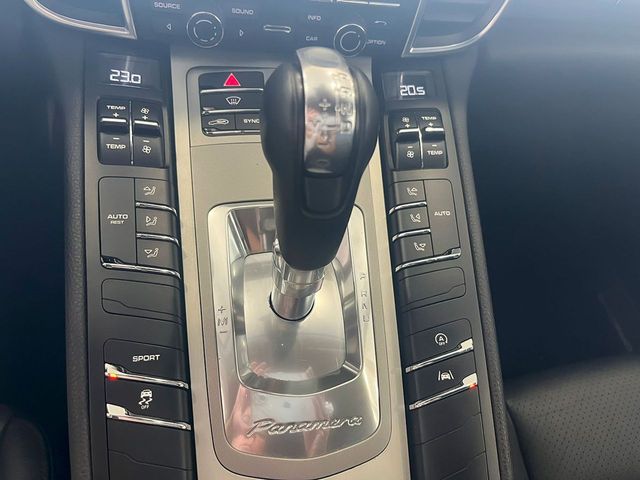 Porsche Panamera   3.0 Diesel 300cv 