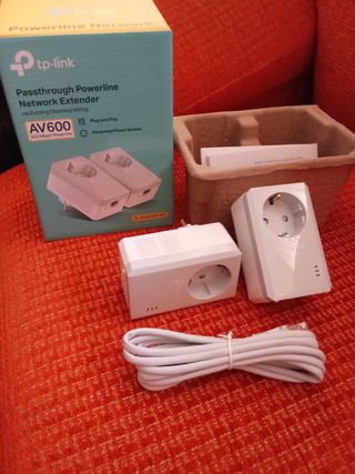 Set di adattatori Powerline TP-Link TL-PA4010P Kit AV600