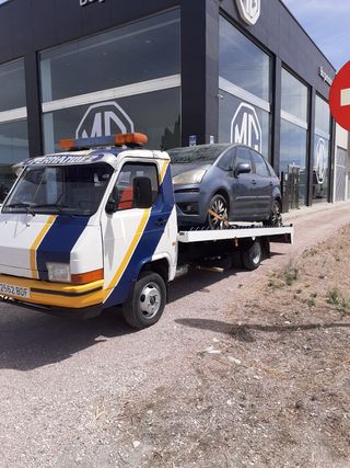 Servicios de grúa 