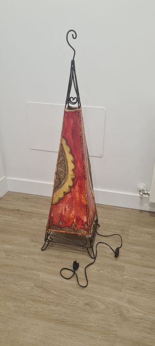 Lámpara pie forja estilo árabe