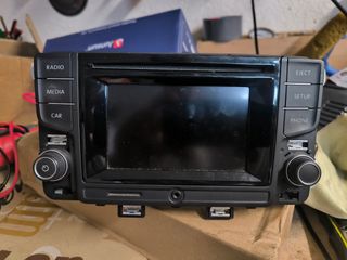 Pantalla Volkswagen polo 2012 serie