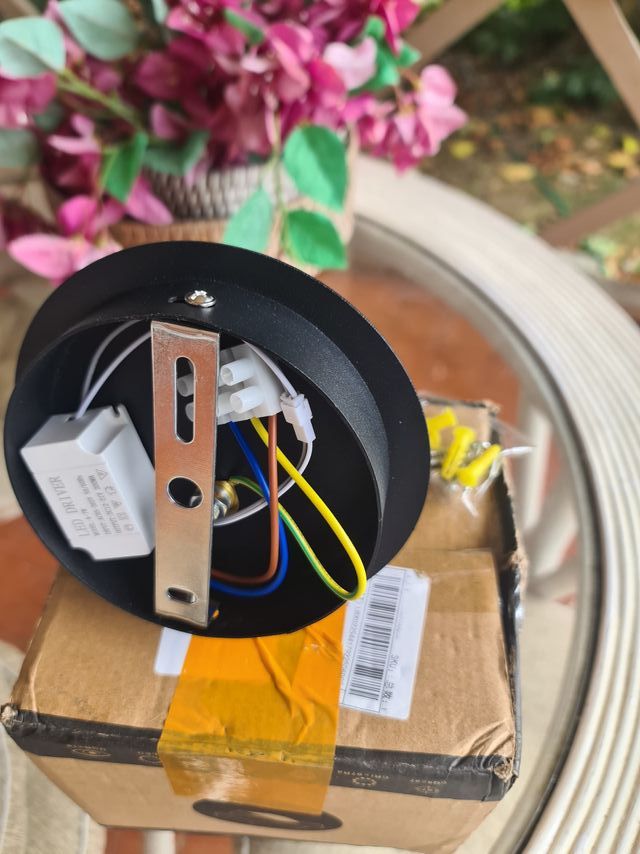 Lámpara LED pared - 360º