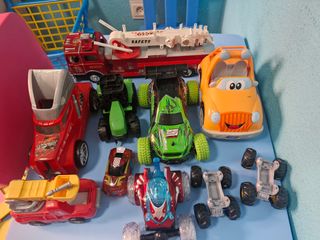 Lote de coches de juguete