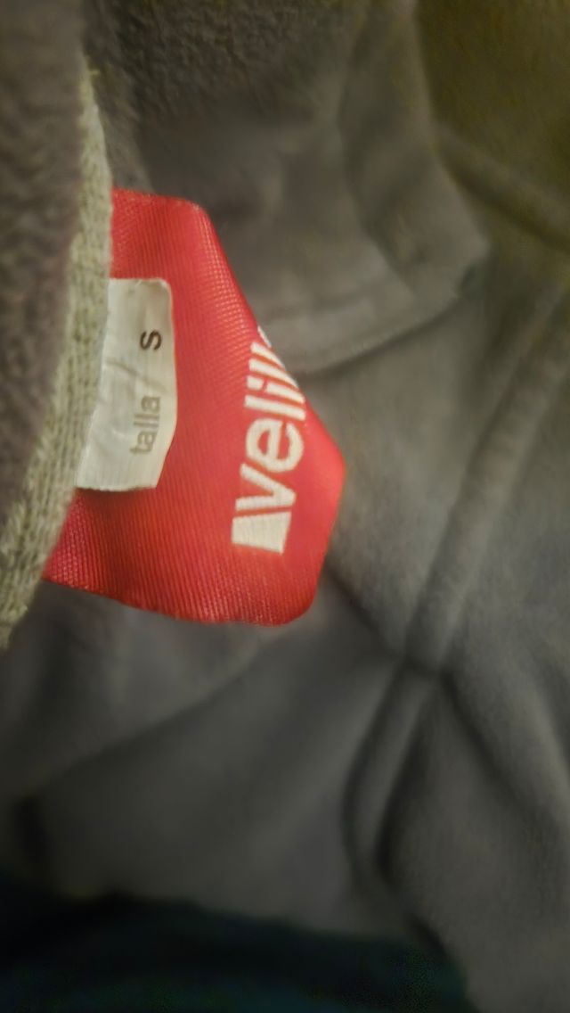 Chaqueta polar gris velilla