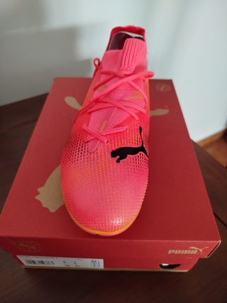 Botas de fútbol Puma 