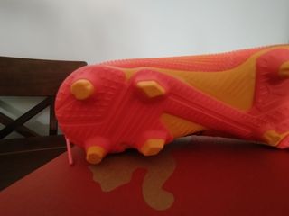 Botas de fútbol Puma 