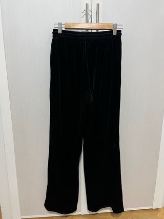 Pantalón terciopelo negro
