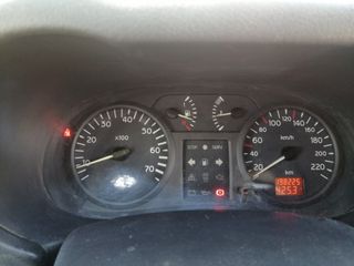 Renault Clio 2002, coche de segunda mano cuidado 