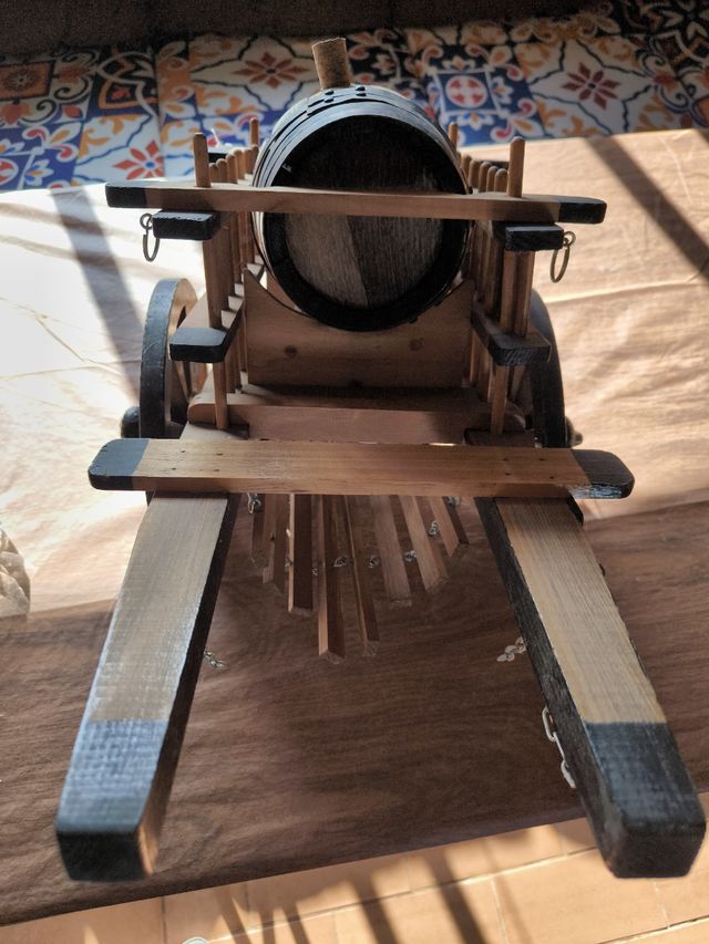 Carro de madera antiguo