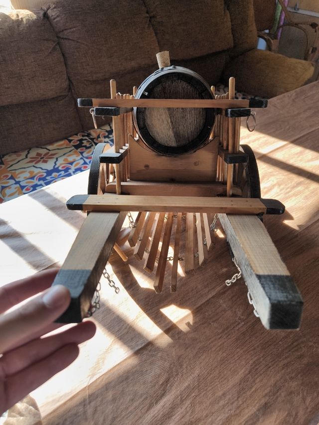 Carro de madera antiguo