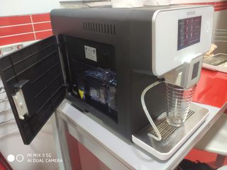 Cafetera Cecotec automática.