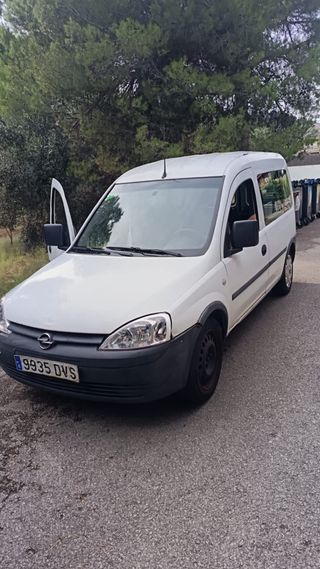 Opel Combo 2007pegatina B