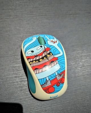 Mini ratón Logitech inalámbrico