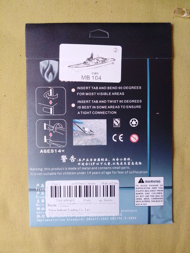 Barco de Metal para Montar