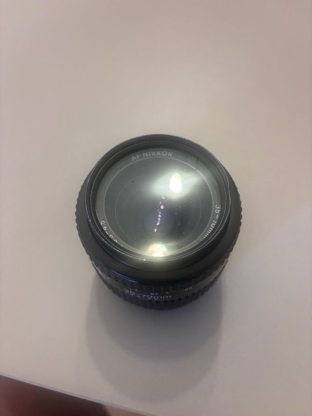 Objetivo Nikon AF Nikkor 35-70mm