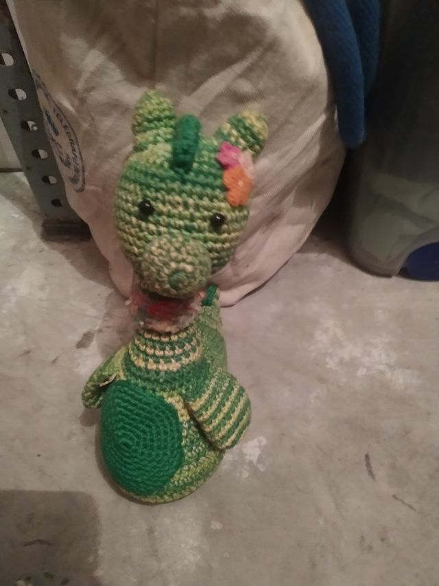 Dinosaurio amigurumi tejido a crochet