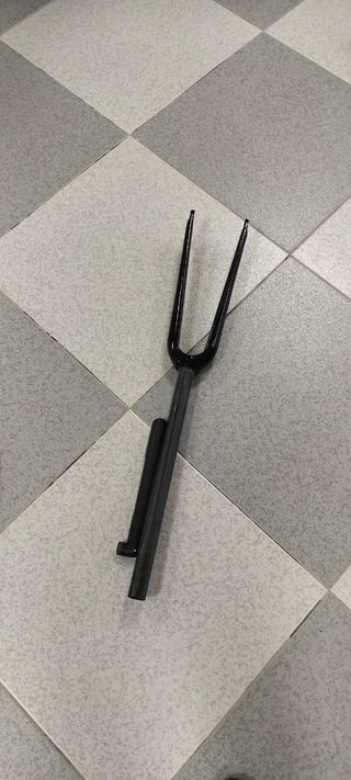 Accesorios bici: sillines y horquilla. Ref 3