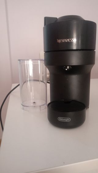 Cafetera Nespresso - Casi nueva