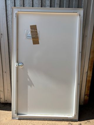 Puerta armario suelo radiante