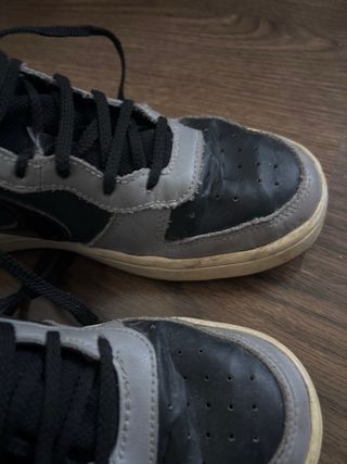 Zapatillas NIKE niño - grises y negras