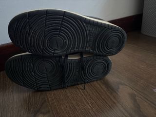 Zapatillas NIKE niño - grises y negras