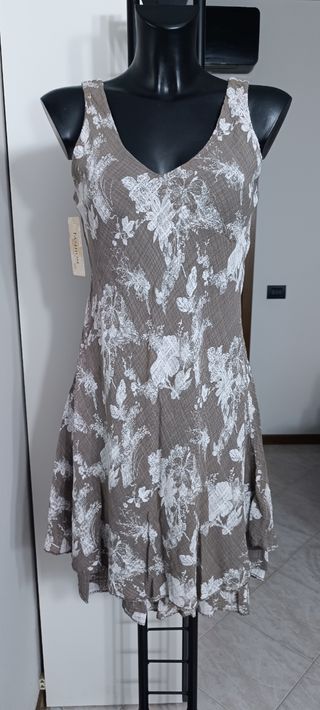 Vestito estivo beige floreale