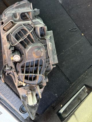 Faros BMW Serie 1 (2009)