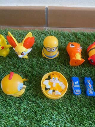 20 Muñecos algunos Mc Donalds.
