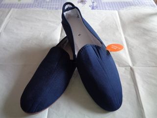 Zapatillas Tela Azul - Nuevas ( 5 €. )