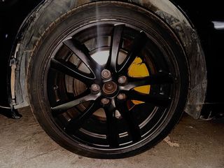 Llantas 18" negras