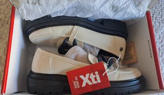 Zapatos Xti beige - Talla 38, solo una puesta.