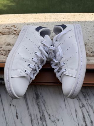 Adidas Stan Smith, Scarpe nuove
