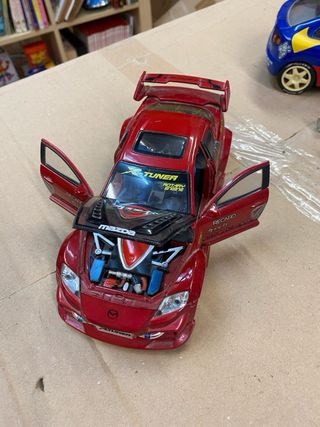 Mazda RX-8 X-Tuner: Coche de juguete marca toy car