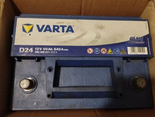 Bateria Varta Blue Dynamic D24 - Usada
