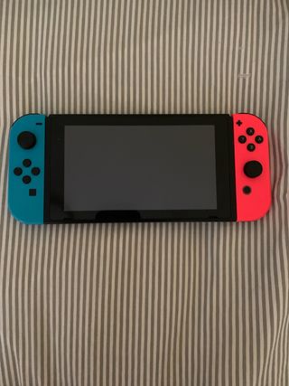 Nintendo Switch Azul-Rojo