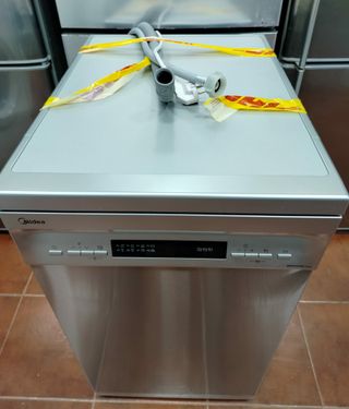 LAVAVAJILLAS Midea 45cm de Ancho