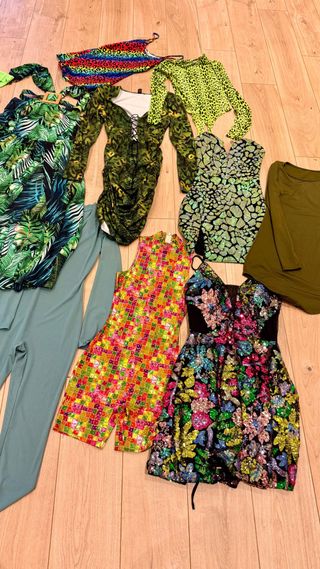 Lote ropa 24 prendas mujer fiesta S multicolor 