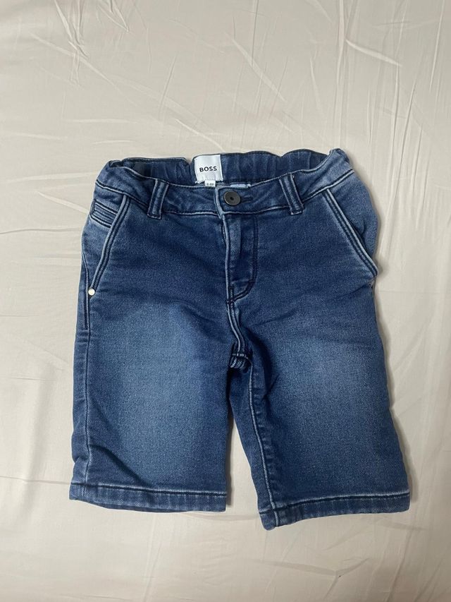 Pantalones cortos Hugo Boss niño, talla 6