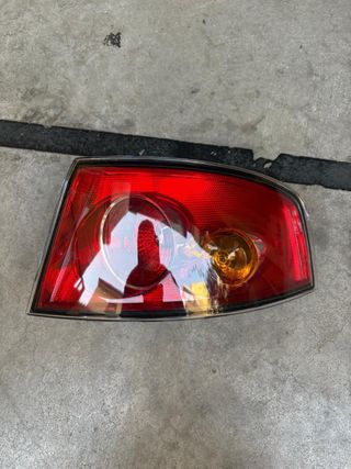 Piloto Seat Ibiza 6L - Trasero Derecho
