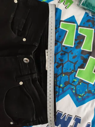 Vaqueros Zara negros hombre