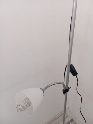 Lampara de pie moderna