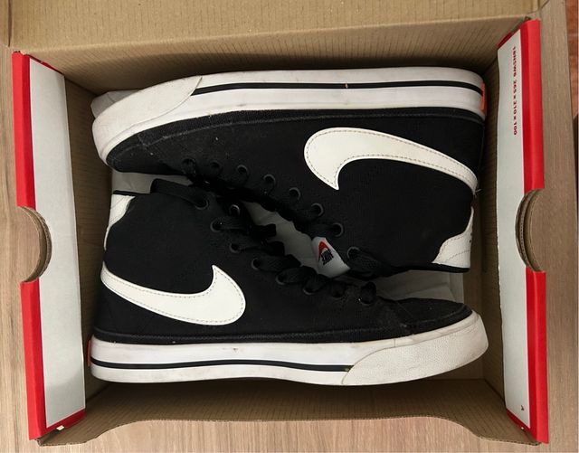 ZAPATILLA NIKE COURT LEGACY CANVAS MID MUJER de segunda mano por