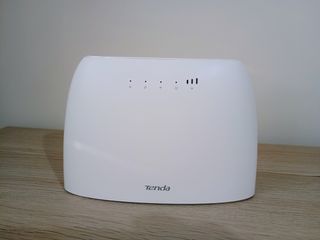 Router Tenda N300 4G LTE