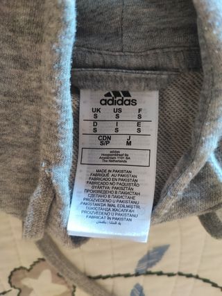 Pack ropa Adidas: camiseta y chándal completo