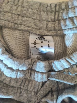 Pack ropa Adidas: camiseta y chándal completo