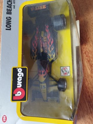 Burago Long Beach - Carro de Coleção
