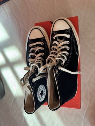 Converse Chuck Taylor negras